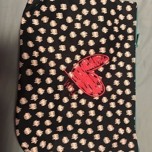 Thirty One zippered bag. Navy with hearts.